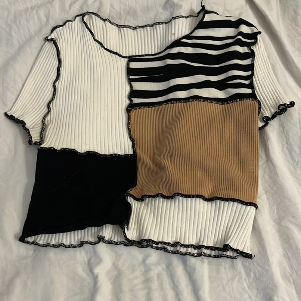 SHEIN crop top, cool pattern, size 10 (girls)